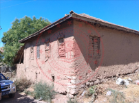 Kırıkkale Delice Tavaözü Köyü Milli Emlak'tan Satılık 215,25 m2 Tarla