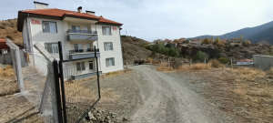 Çankırı Yapraklı Yukarıöz Köyü Milli Emlak'tan Satılık 592,44 m2 Tarla